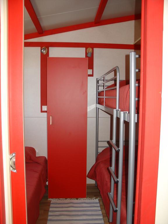 Hotel Parque De Campismo Orbitur Caminha Chambre photo